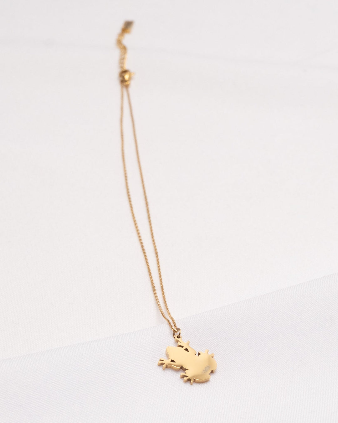 Valija 18K plated Coquí necklace with delicate frog pendant on a gold chain