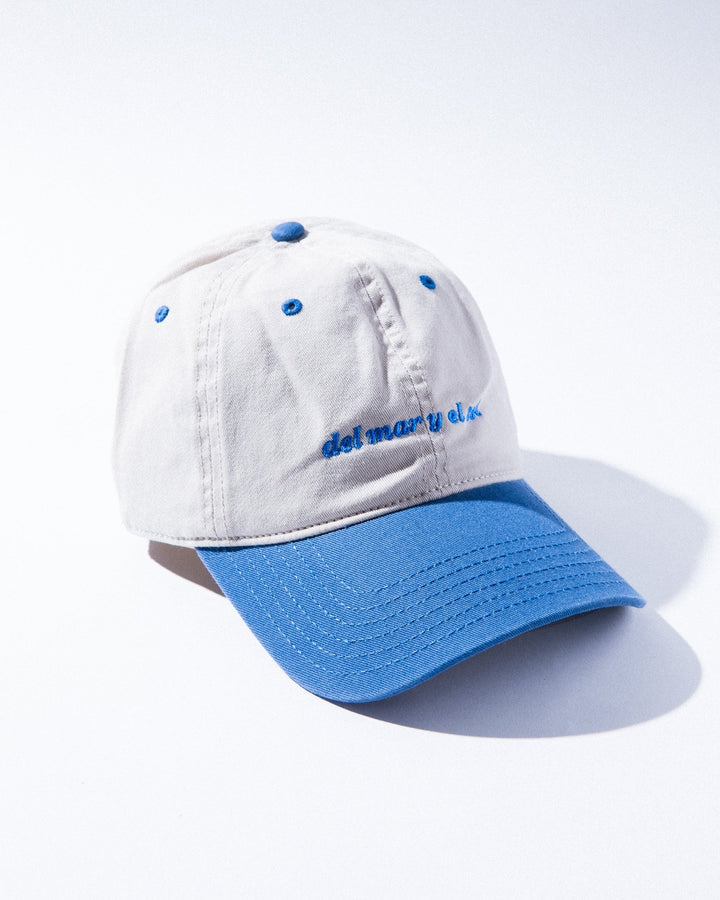 Del Mar Y El Sol souvenir cap in white and blue with embroidered logo for casual wear