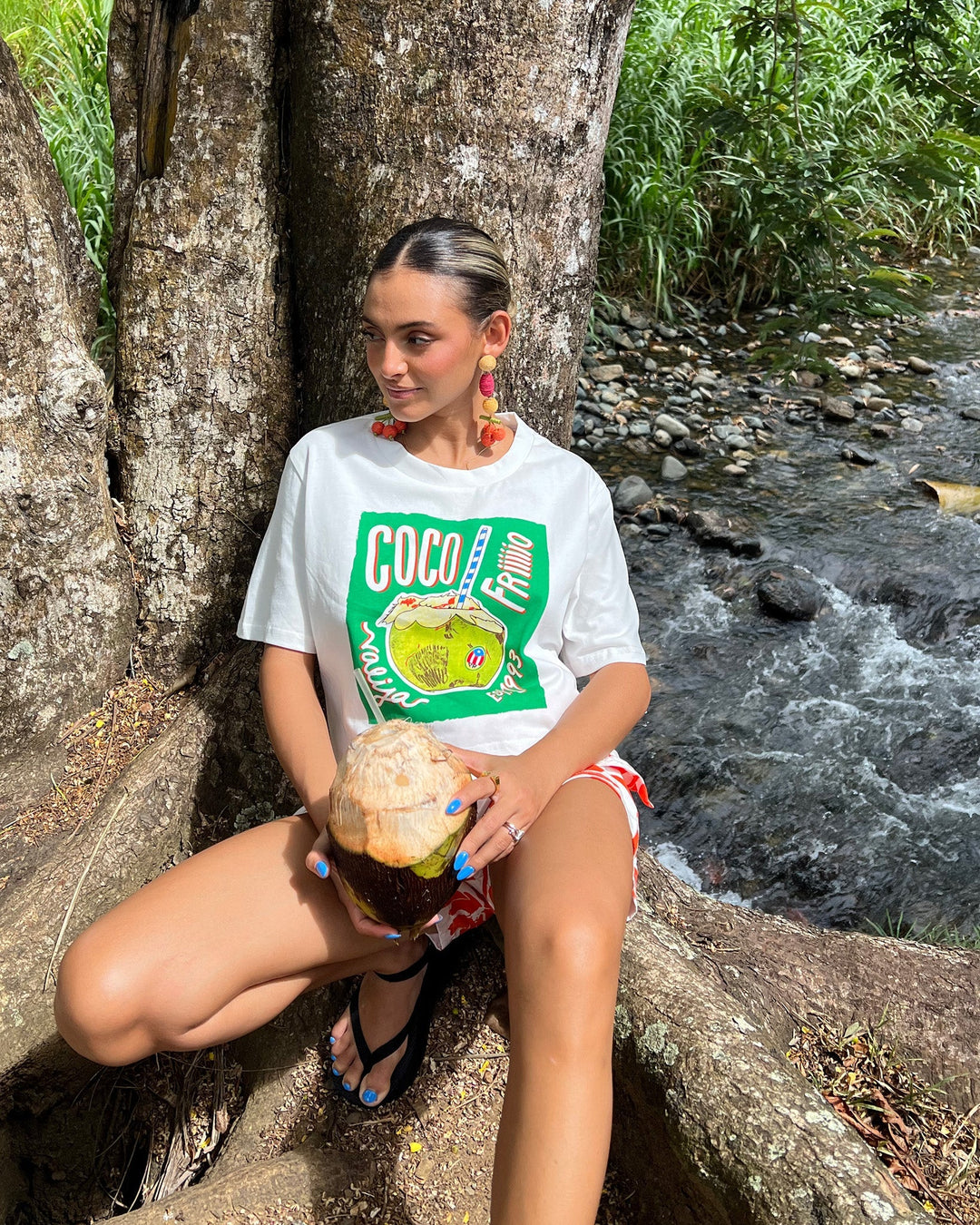 Valija La San Juan Top in White with Colorful Graphic, Perfect for Casual Summer Outings