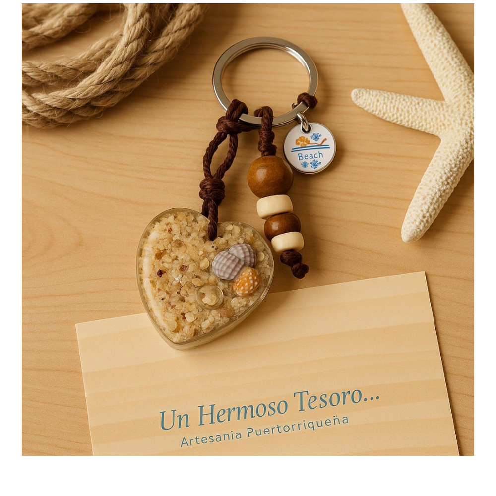 Handmade Puerto Rican keychain with heart-shaped sand and seashell design by Lagunarte