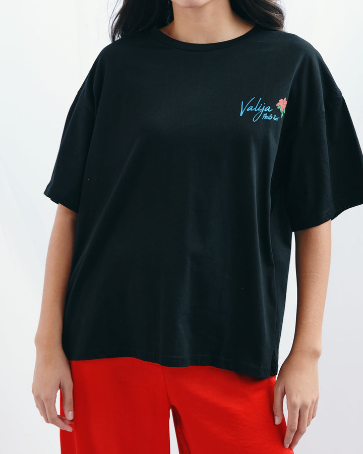Valija Black Tee with Abuelita Graphic Top and Colorful Floral Design