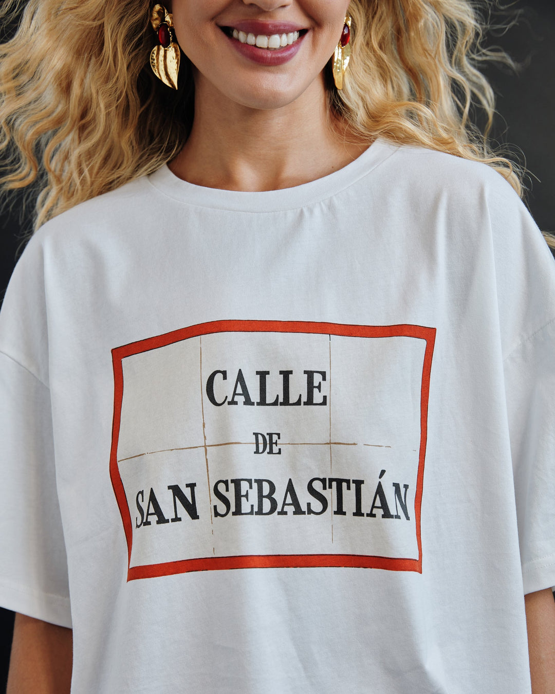 Calle de San Sebastián white women&